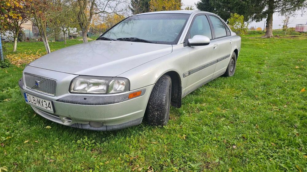 Volvo S80  Ważne opłaty i przegląd do końca roku