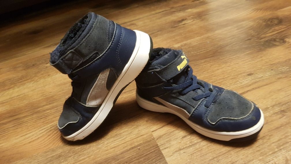 Buty dziecięce Puma granatowe, wyższe, rozm.30