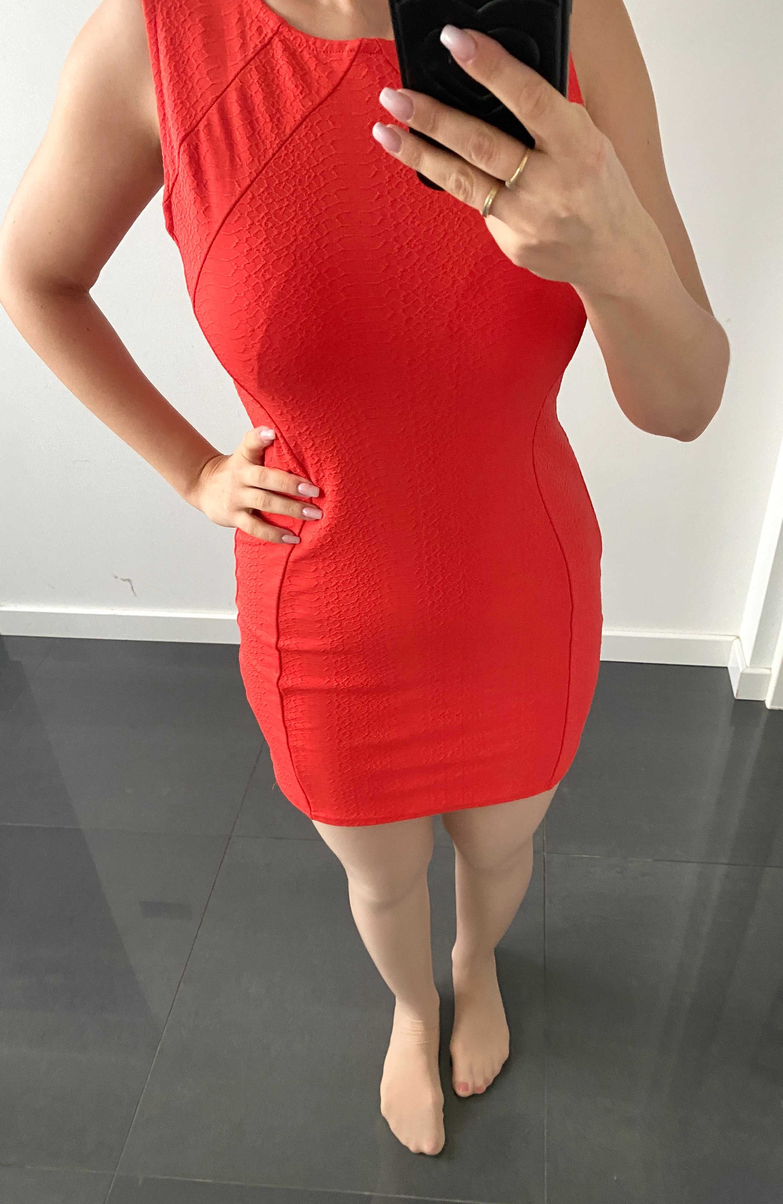 Czerwona sukienka z H&M - XS