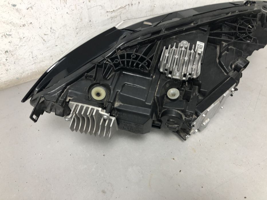 Фара передня ліва BMW i4 G26 63119851039 2021-