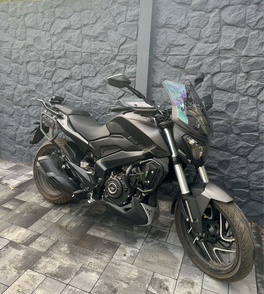 Продам мотоцикл bajaj dominar 400