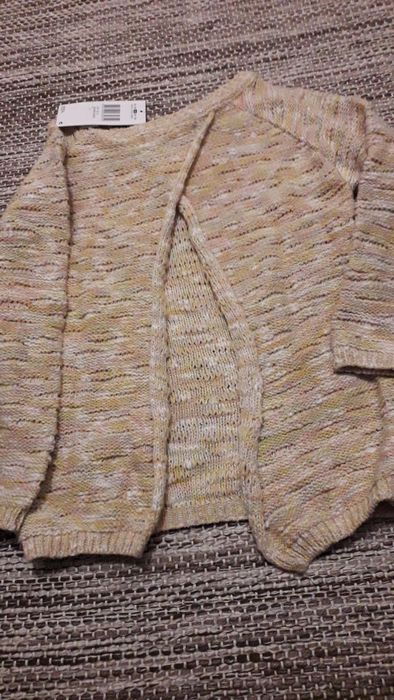 NOVA- camisola aberta atrás