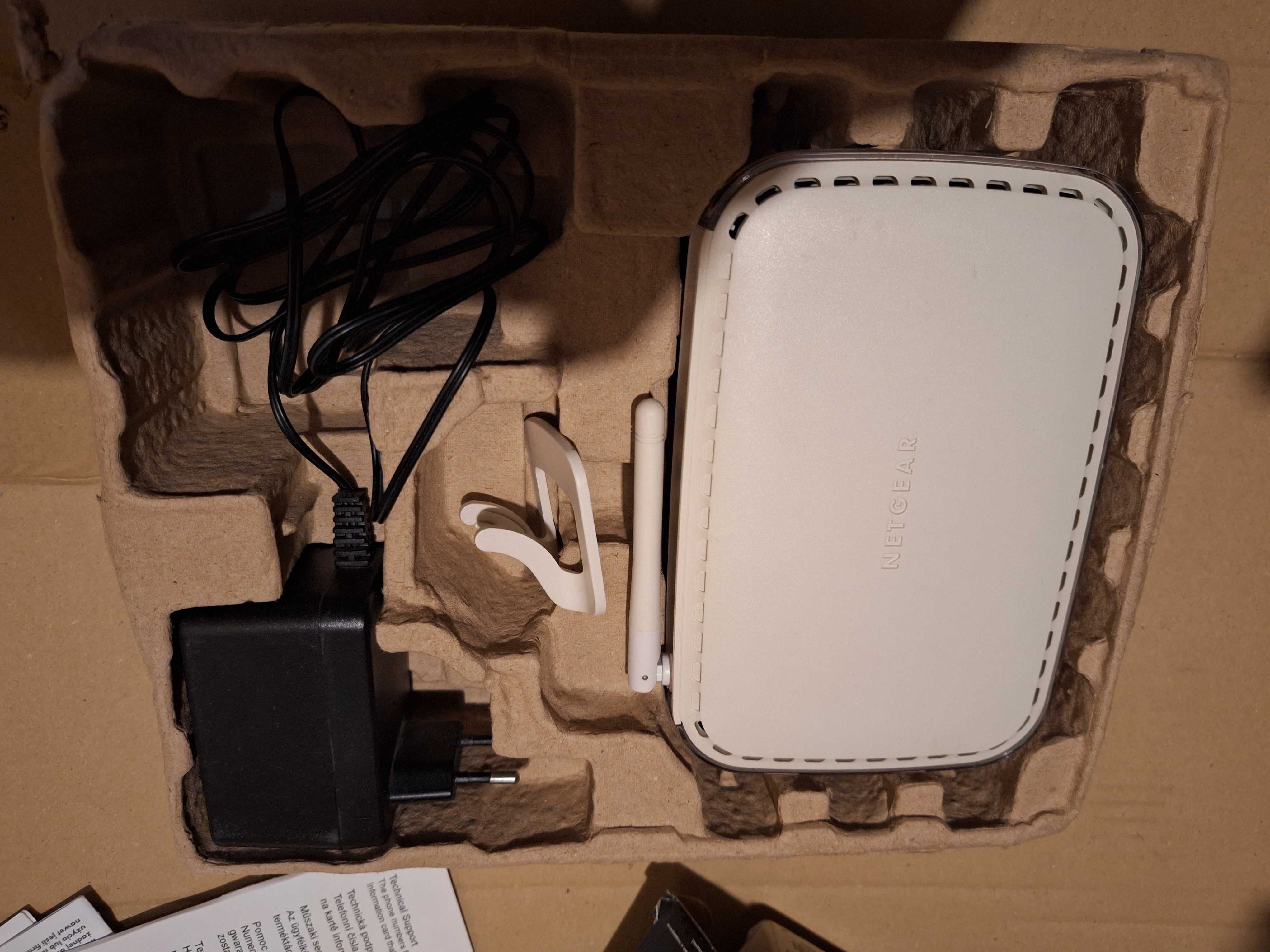 Router Netgear WGR616