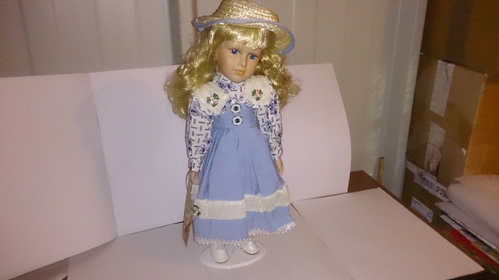 boneca de porcelana fiona (original feita à mão) 45cm de altura