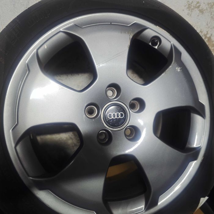 Vendo jante 17 para Audi A3