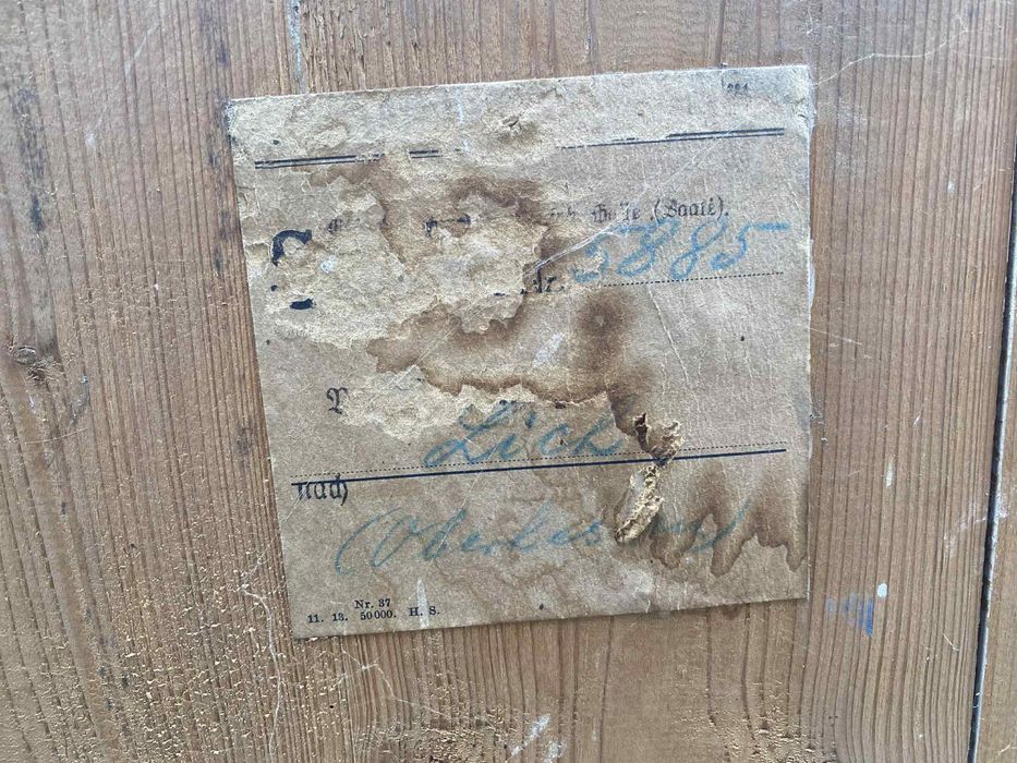 Bardzo stara drewniana komoda 4 szufladowa.