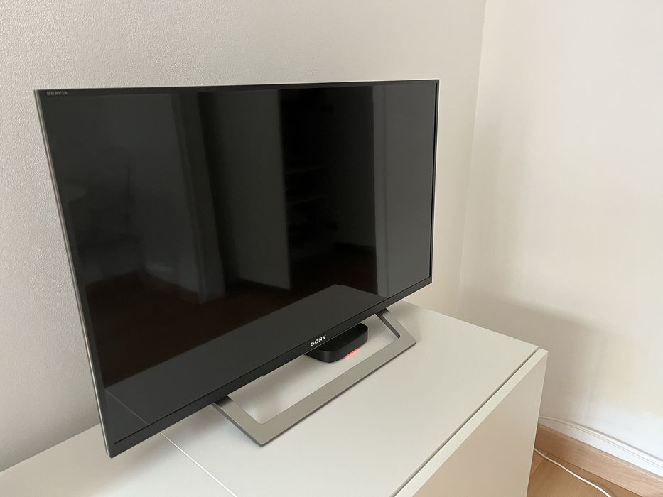 Tekevisor SONY com youtube , completamete nova , midelo nad fotos