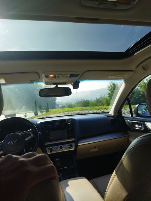 Автомобіль Subaru autbec