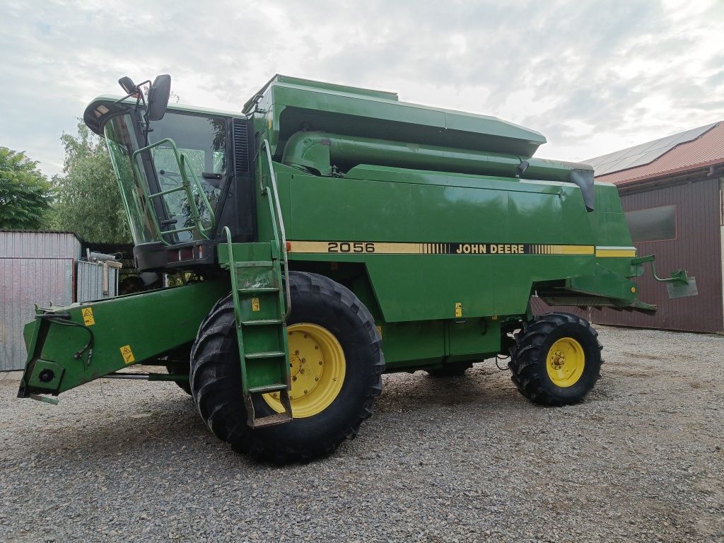 John Deere New Holland