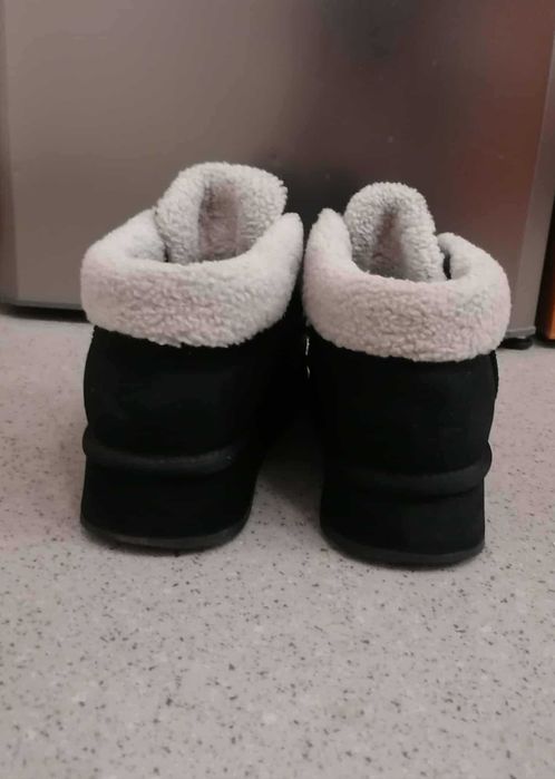 Botki Jenny Fairy Czarne z futerkiem Śniegowce Zimowe