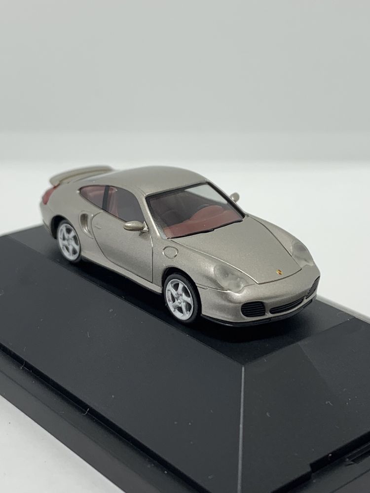 Porsche 911 Turbo da Herpa 1/87