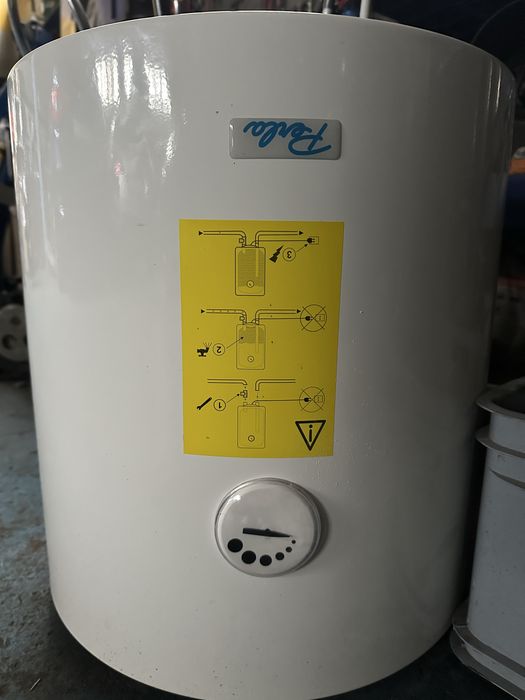 Podgrzewacz wody elektryczny 50l uzywany 3 mies.