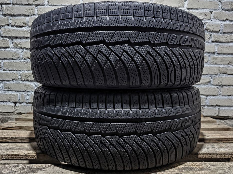 Зимова пара 235/45r19 Michelin | 6mm | 2020 | Hungary | Преміум шини