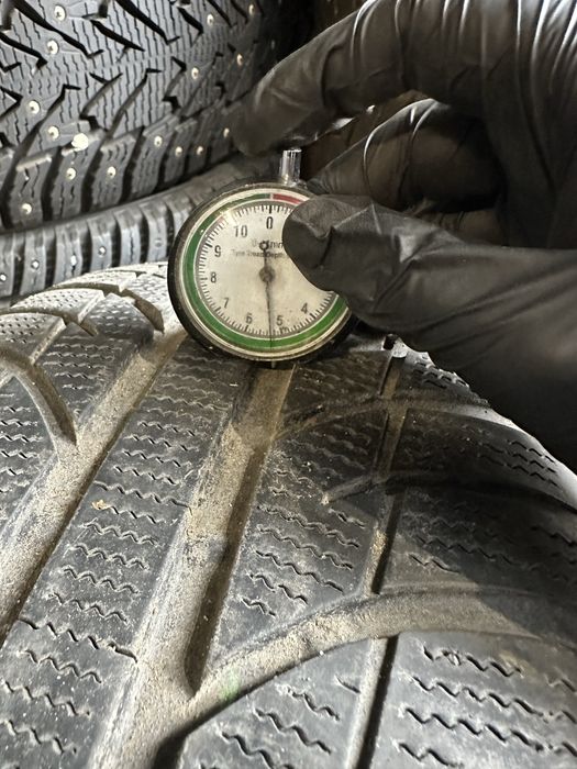 4x opony zimowe 215/65R16 Toyo SnowProx S943 cena za komplet 5mm