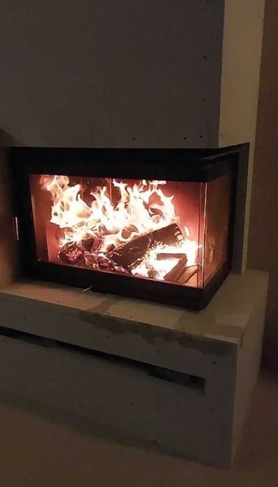 Углові дверки для каміна