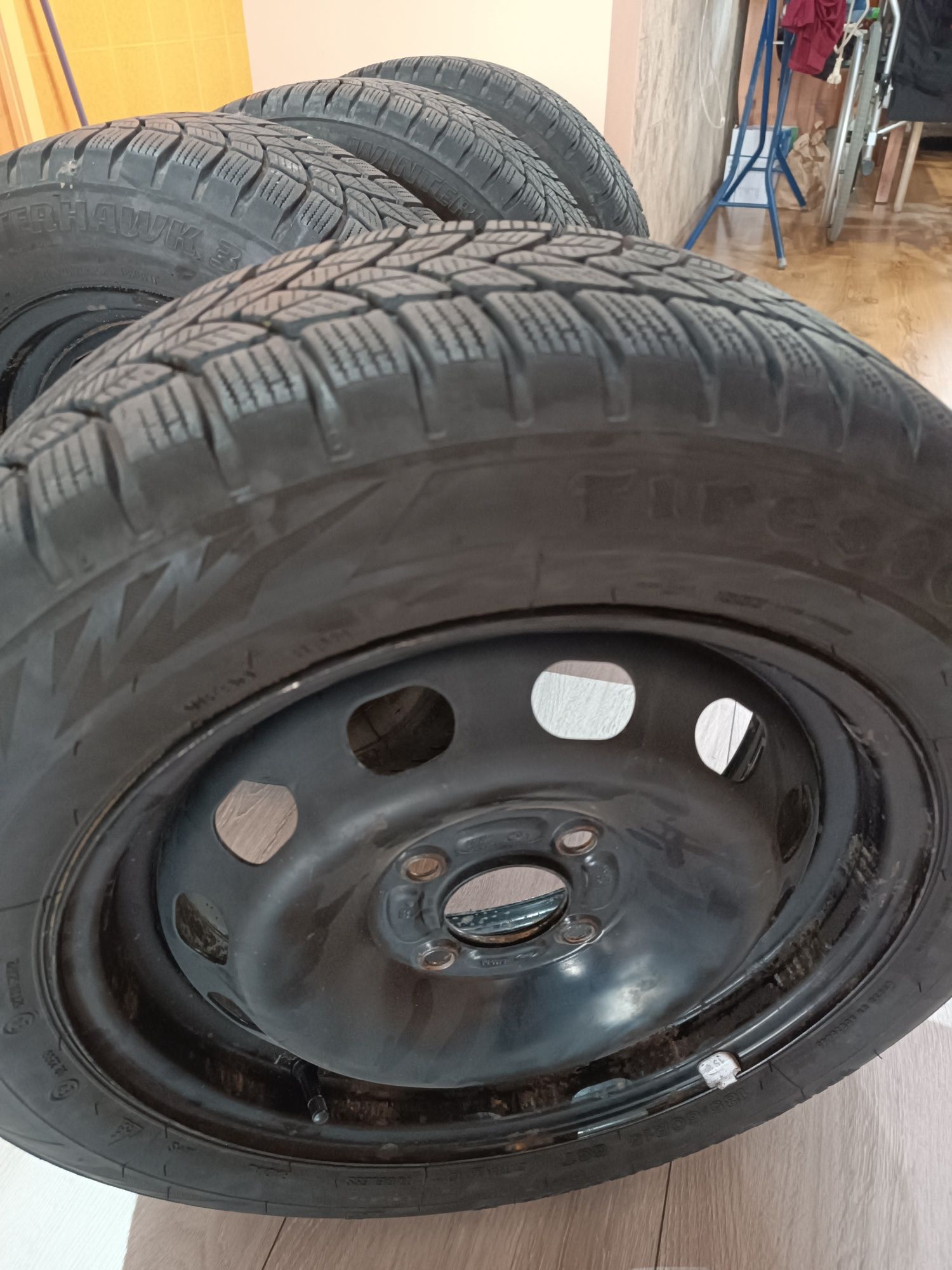 Koła opony zimowe Firestone 185/60 R15