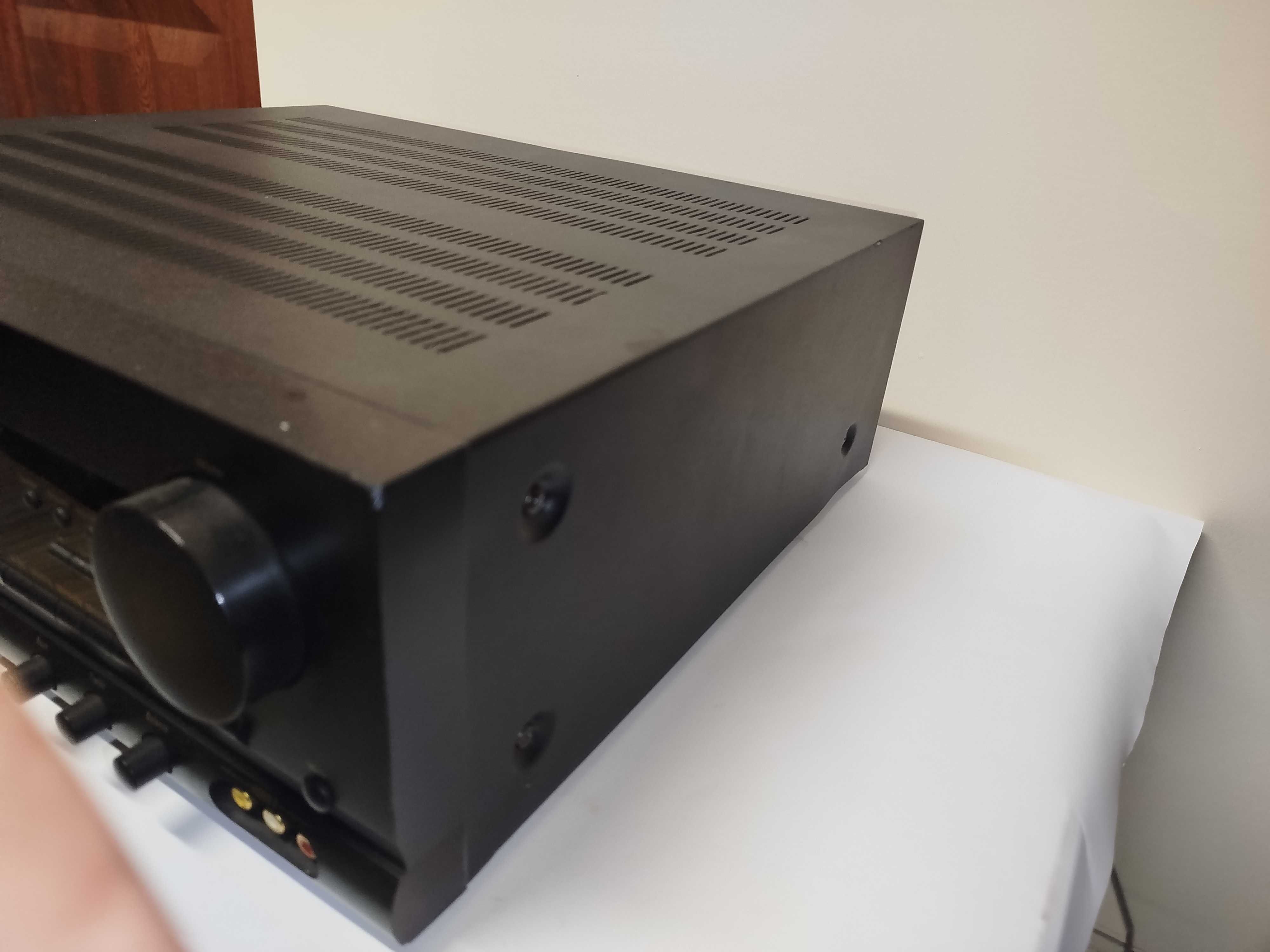 Amplituner Harman Kardon AVR 200
