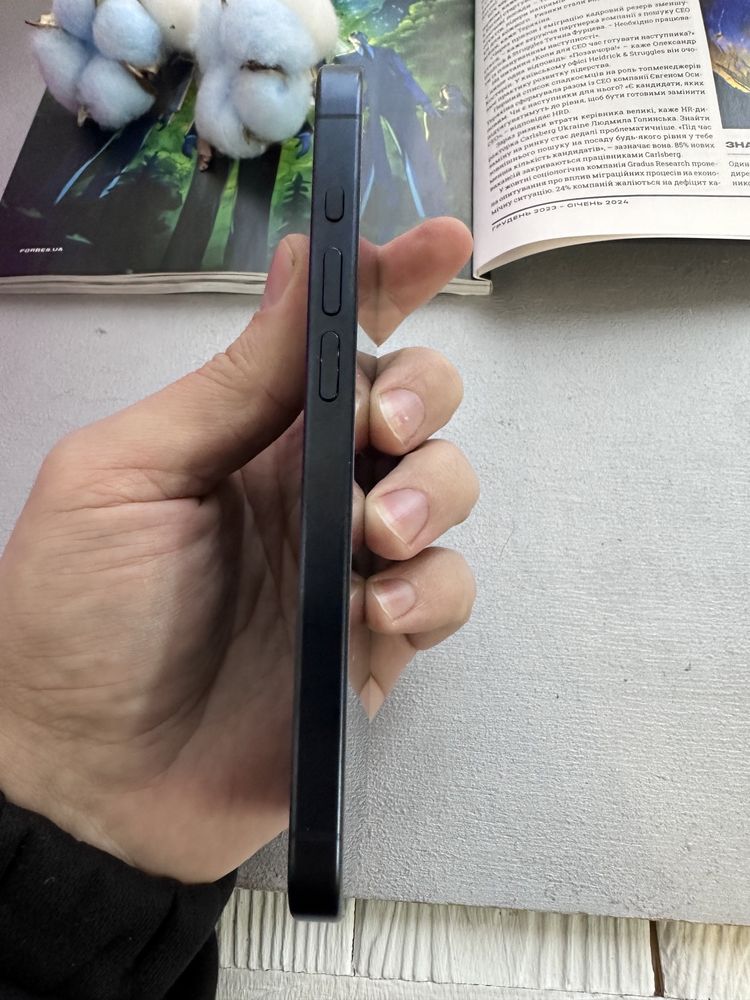 Продажа, обмен Кредит iPhone 15 Pro 256gb blue Titanium Newerlock