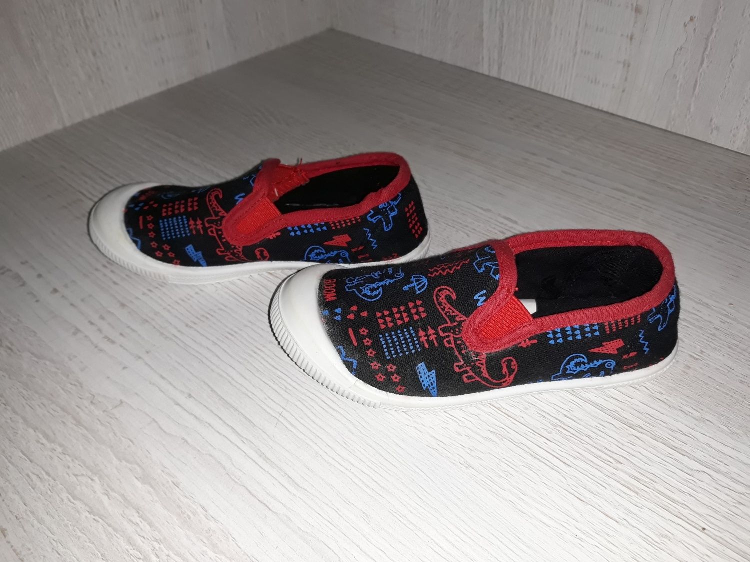 F&F trampki rozm. 24 wkładka 15,5 cm + gratis