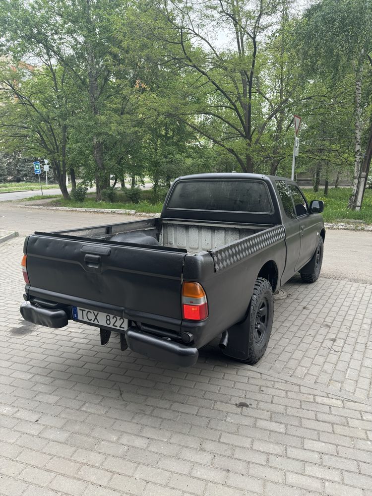 Mitsubishi L200 пікап 2006р 2,5 турбо дизель 4х4 механіка