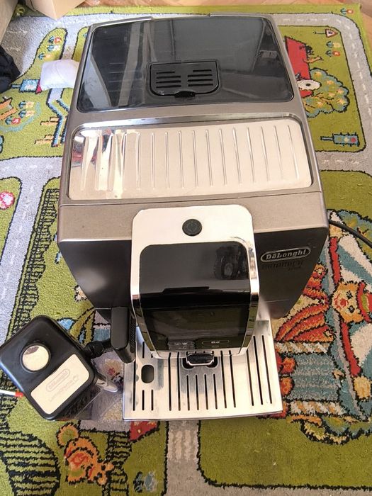 Кавомашина DELONGHI Dinamica Plus