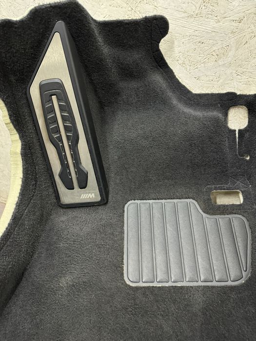 Ковролин Салона черный БМВ 2 М235 F44 X-Drive Килим Салон