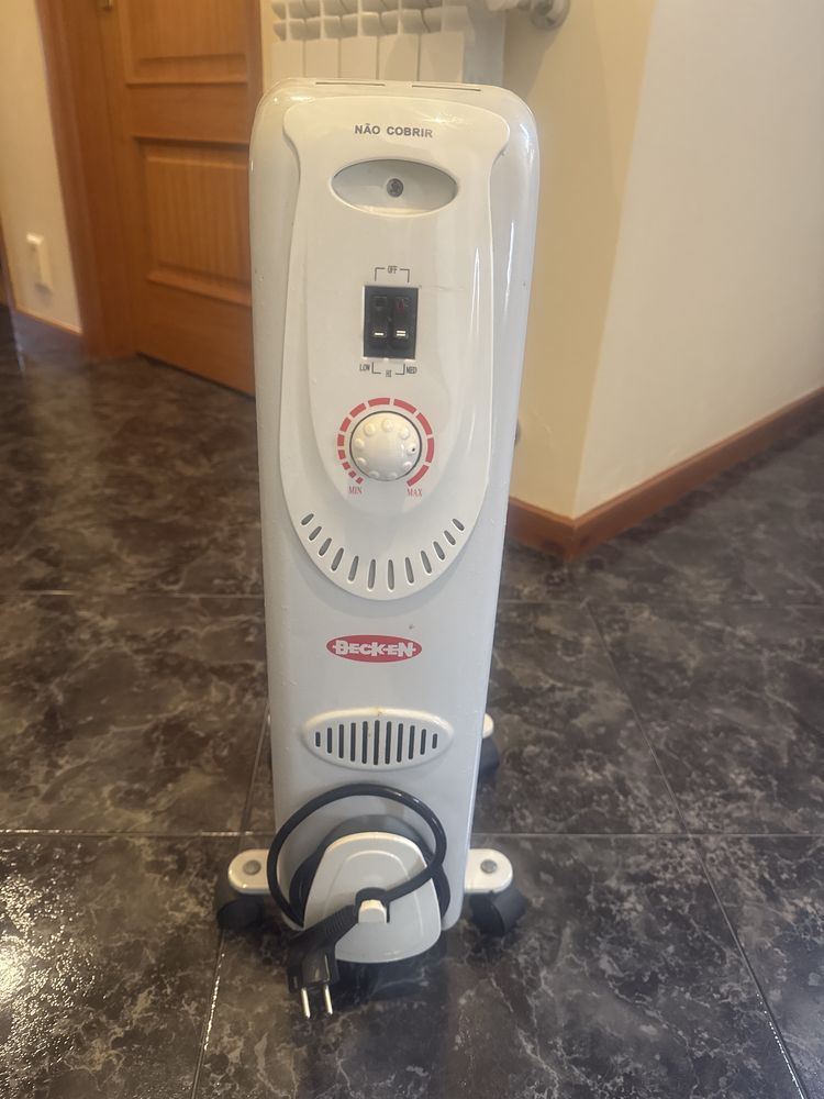 Aquecedor a óleo Becken, 1500W