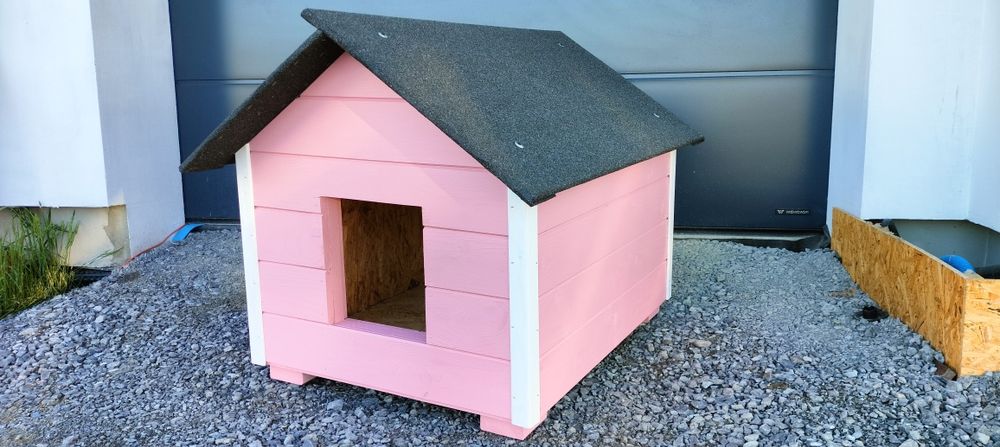 Buda dla psa ocieplona