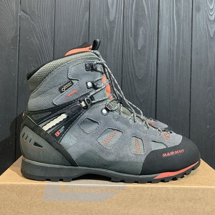 Зимові водонепроникні ботінки Mammut Gore tex 40 розмір 25 см