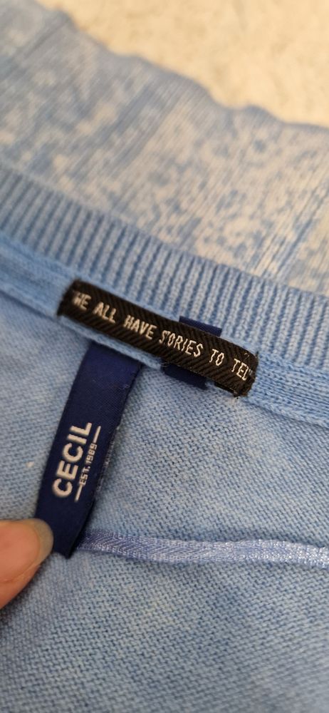 Niebieski sweter Cecil z aplikacją rozm.  XL - 100% bawełna
