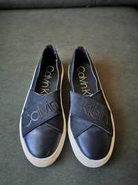 Шкіряні туфлі, макасіни, Calvin Klein.