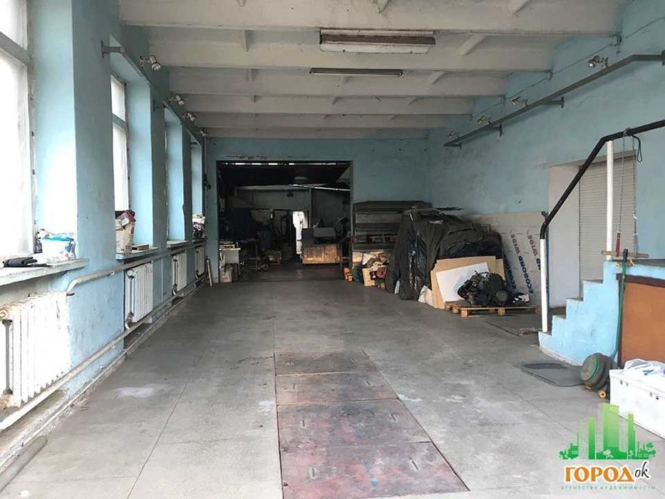 Майновий комплекс, виробничі площі, офіс, склад, ділянка 0,1082  га