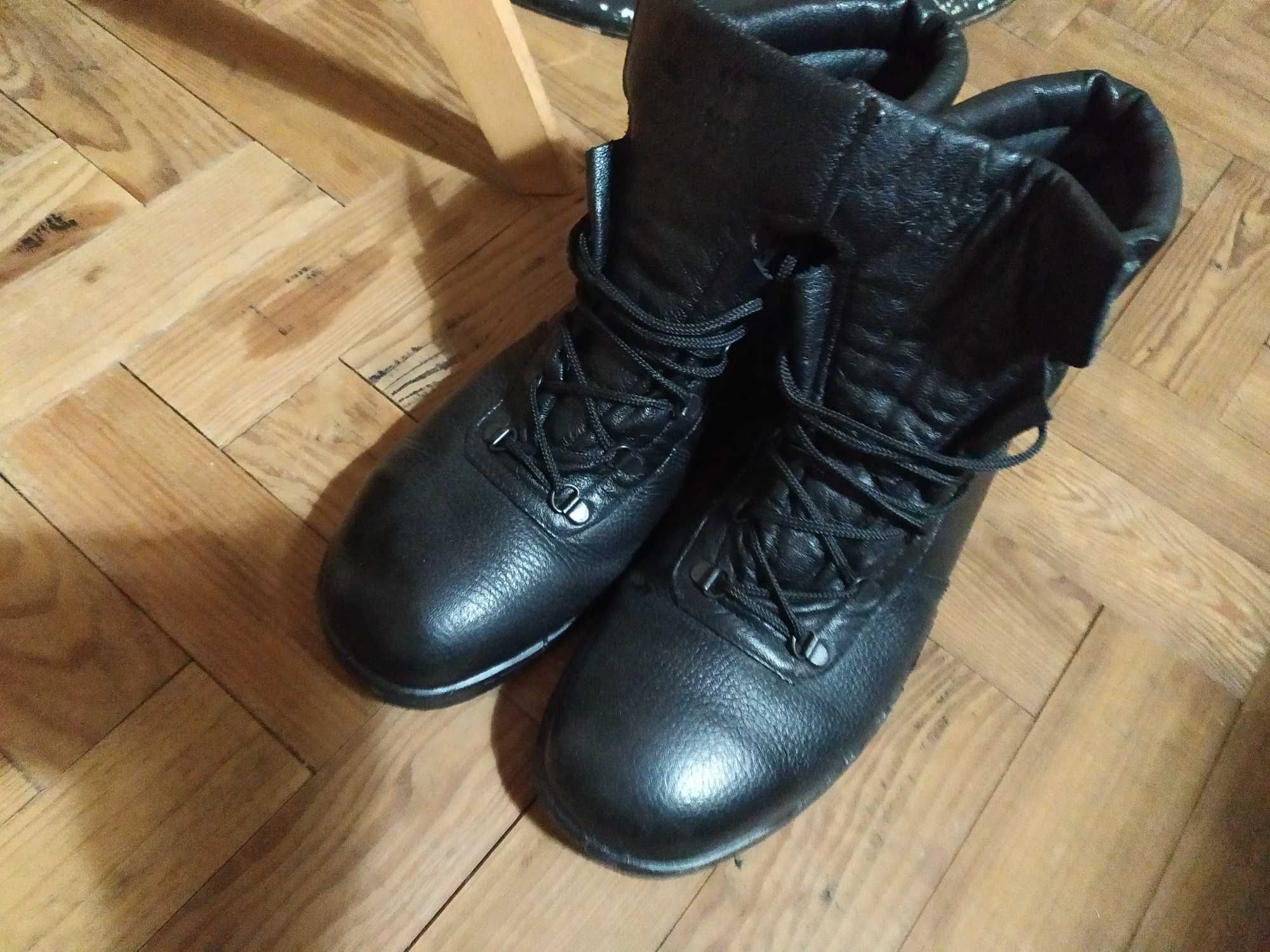 Botas trabalho 45