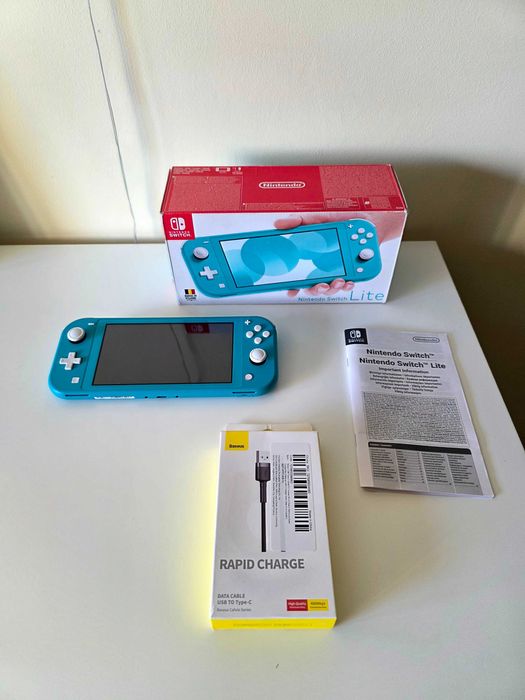 Konsola Nintendo Switch Lite turkusowa, komplet