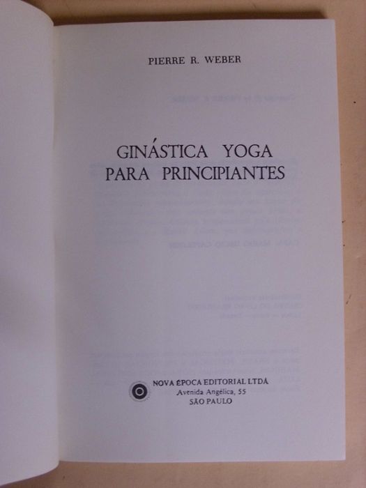 Ginástica Yoga para principiantes de Pierre R. Weber