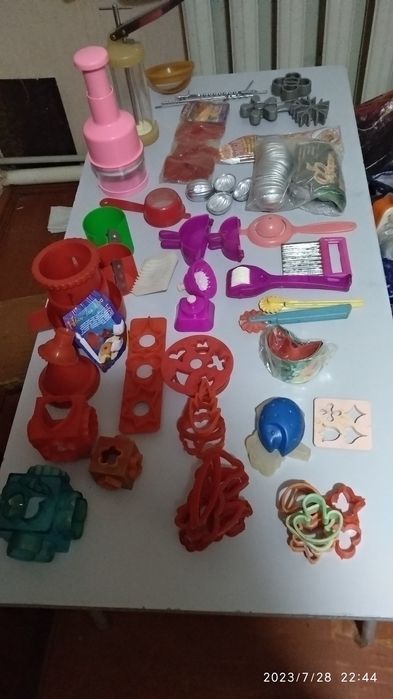 Кухонні приналежності часів СРСР.