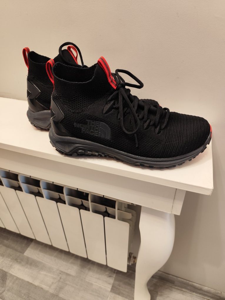 Buty trekkingowe The North Face męskie rozm.43.