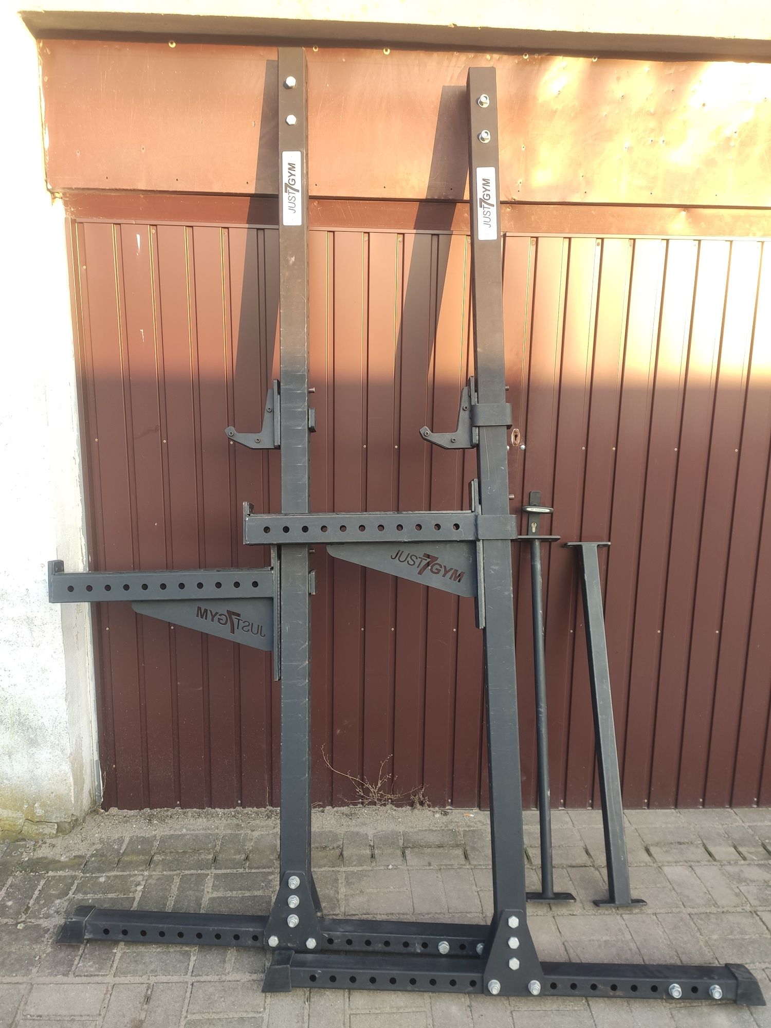 Just7gym SQUAT RACK 7.0 stojaki z drążkiem i hakami asekuracyjnymi