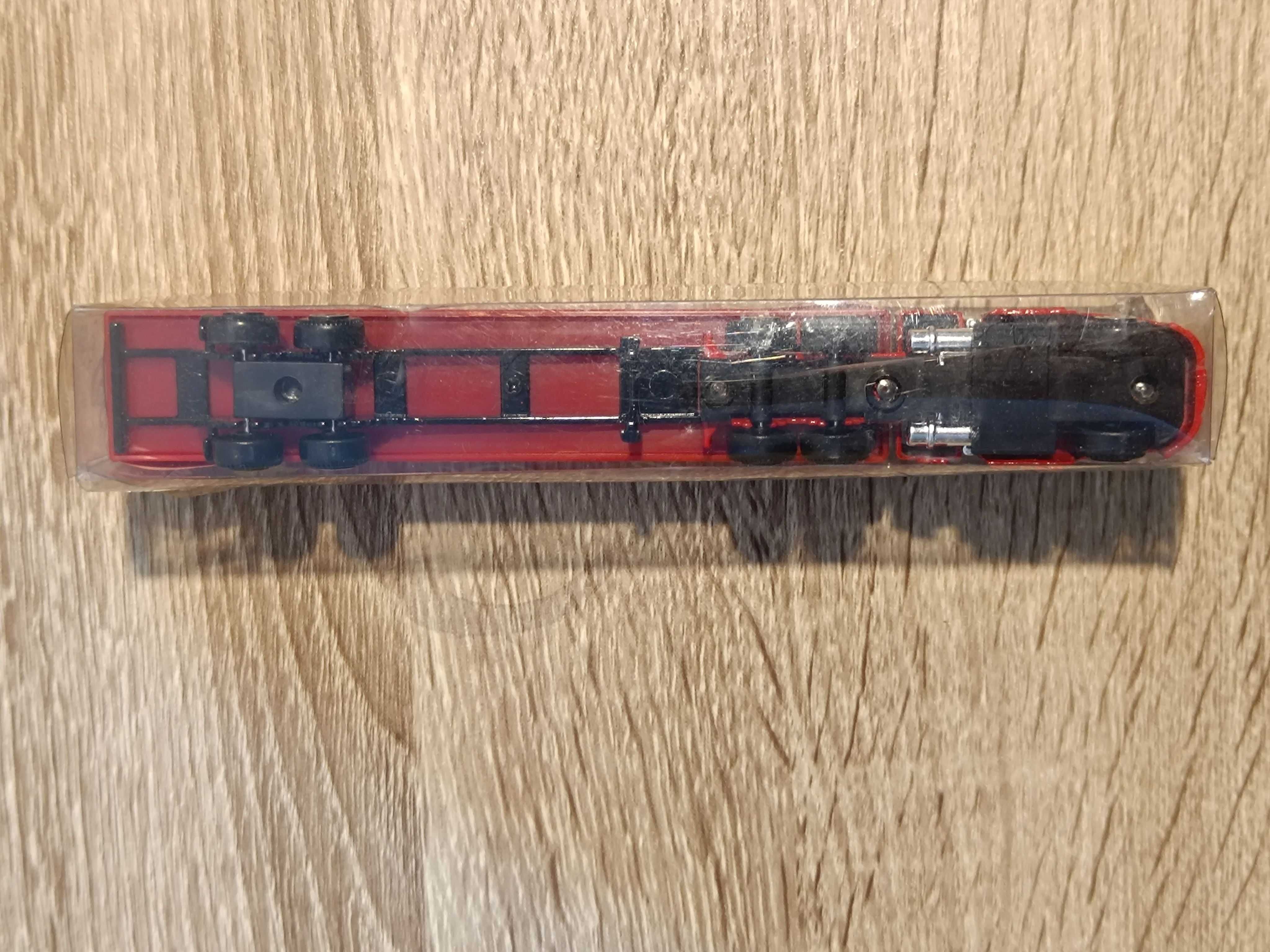 Ciężarówka tir Coca Cola