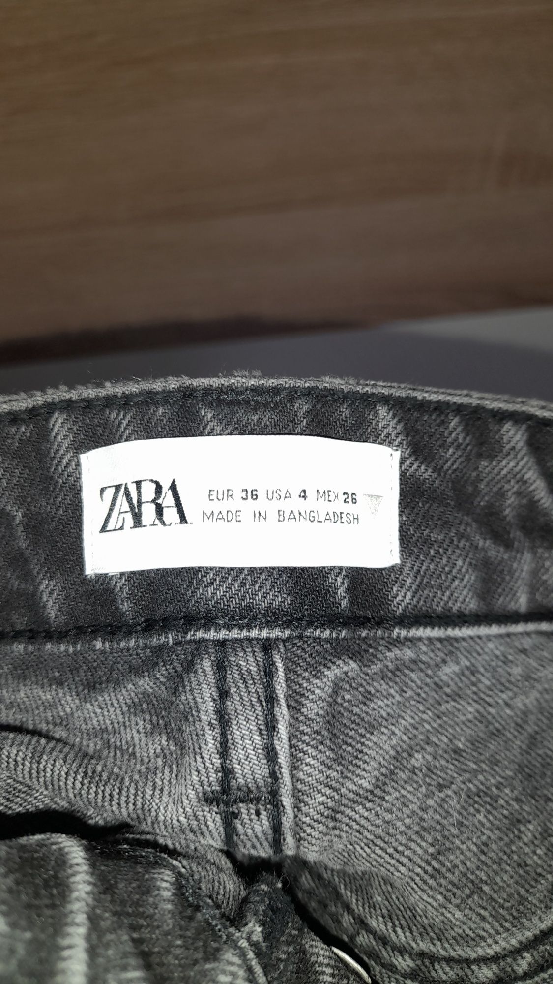 Джинси  жіночі ZARA