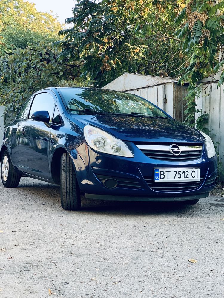 Opel Corsa D.   у доглянутому стані
