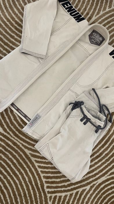 Kimono jiu-jitsu venum contender