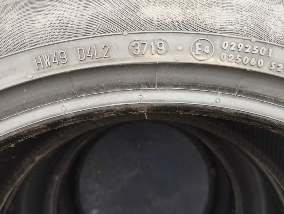 Set 245/45R19 275/40R19 Continental ContiWinterContact TS 830 P