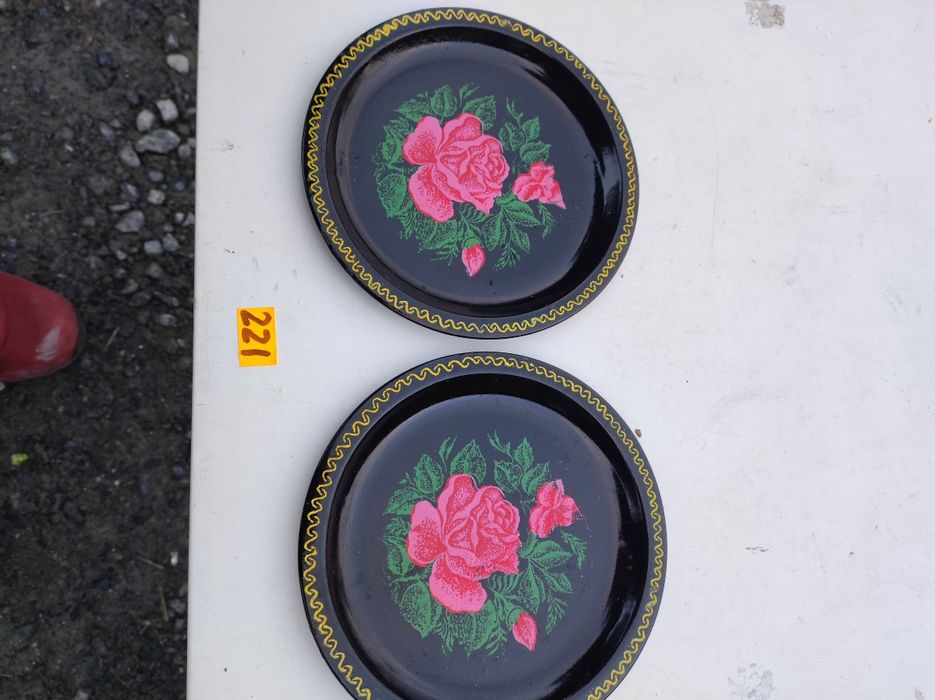 Zestaw talerzy metalowe vintage ZSSR