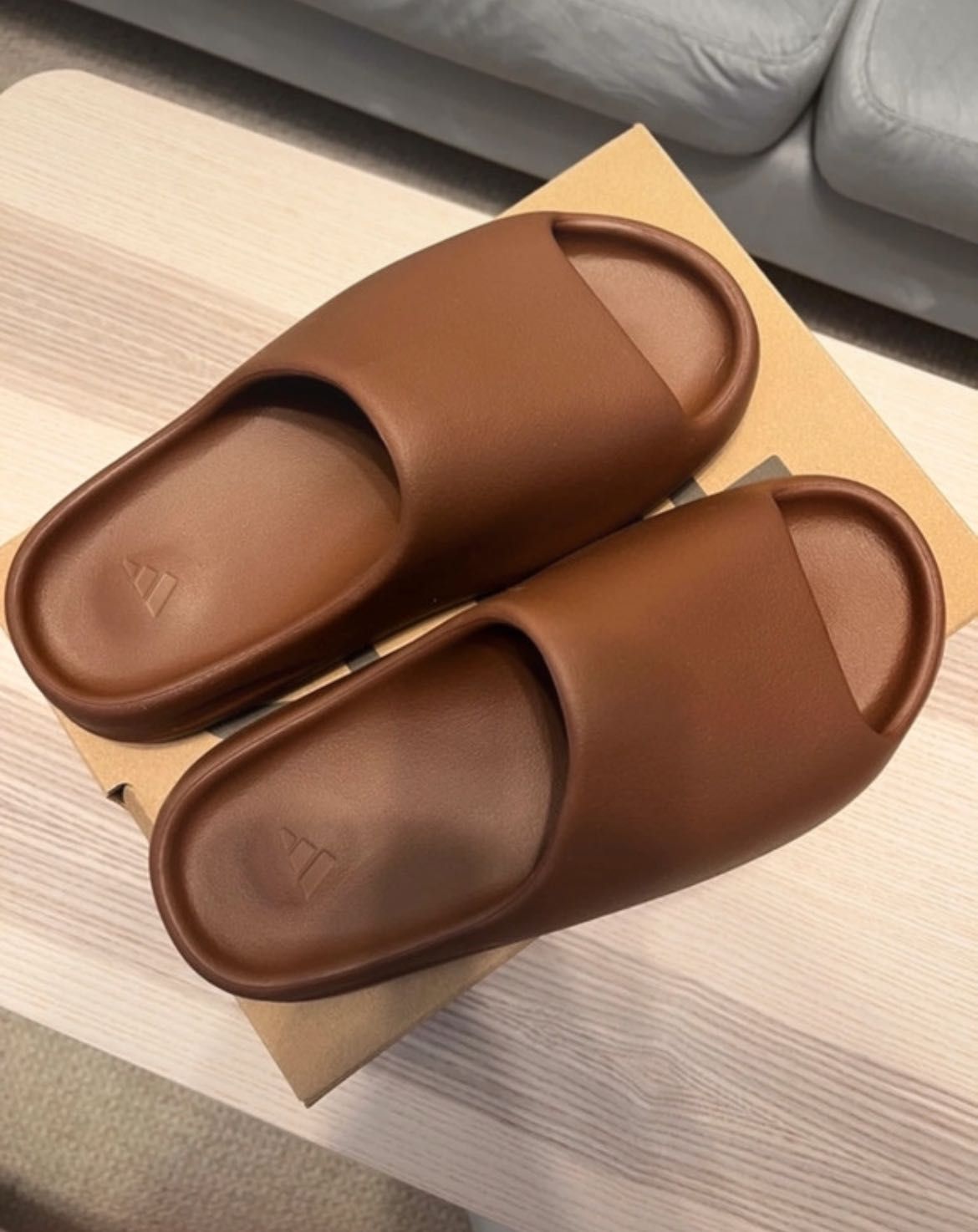 Yezzy slide flax