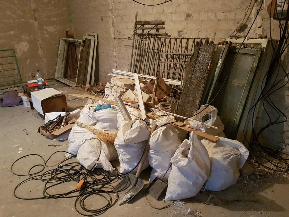 Вывоз строительного мусора. Авто+грузчики. Любой район Днепр