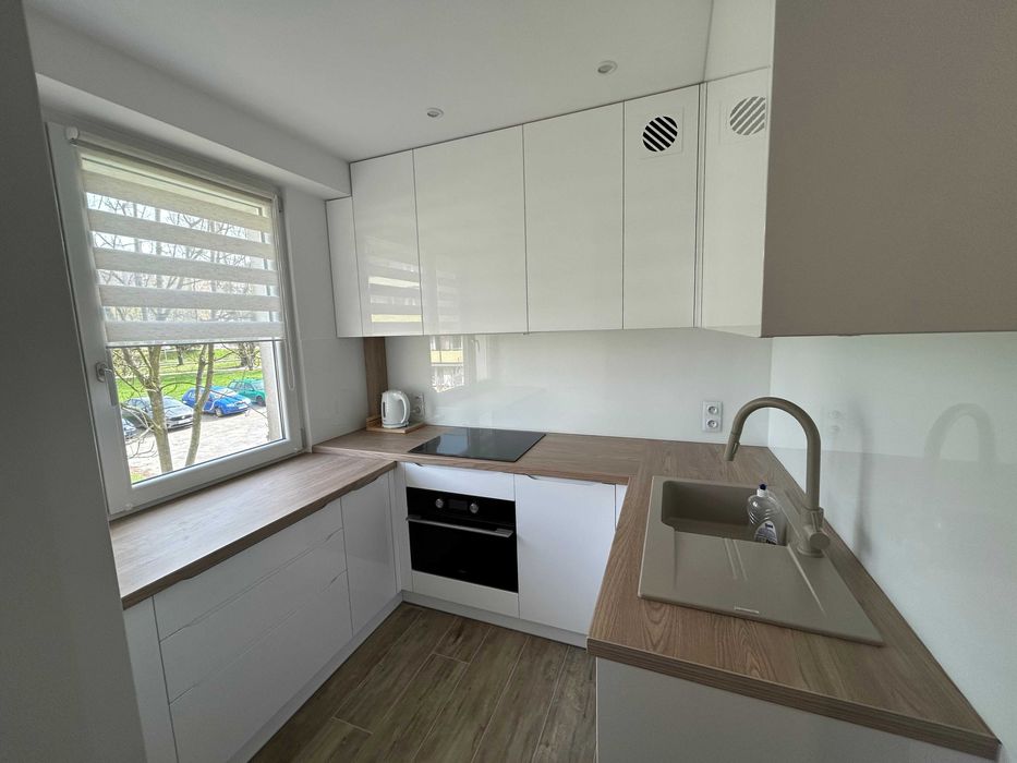 Wynajmę mieszkanie 3 pokoje i kuchnia, po generalnym remoncie