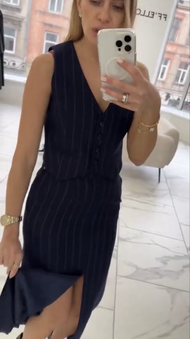 Шерстяний костюм ffellow. official