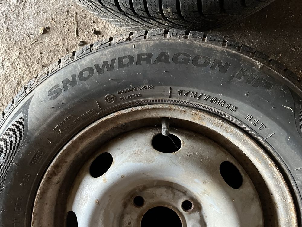 Koła 175/70 R13.