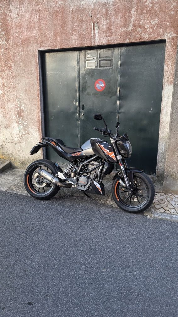 Mota KTM Duke 125